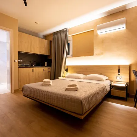 Olynthus Luxury & Aparthotel