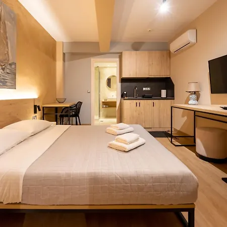 Olynthus Luxury & 3*