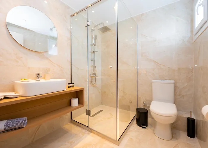 Olynthus Luxury & Olynthos