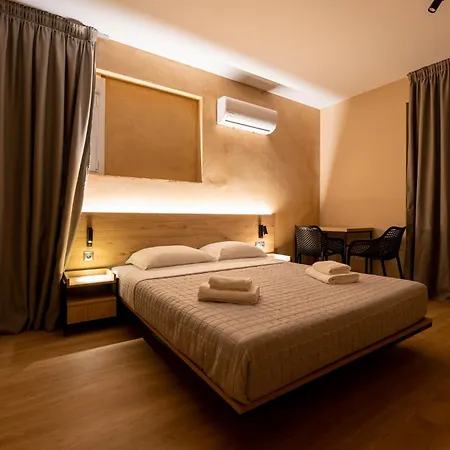 Olynthus Luxury & Апартхотел Olynthos