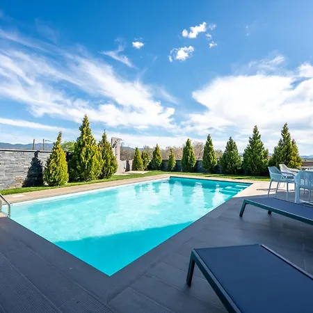 Olynthus Luxury & Olynthos