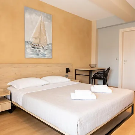 Olynthus Luxury & Olynthos