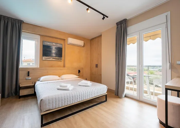 Olynthus Luxury &