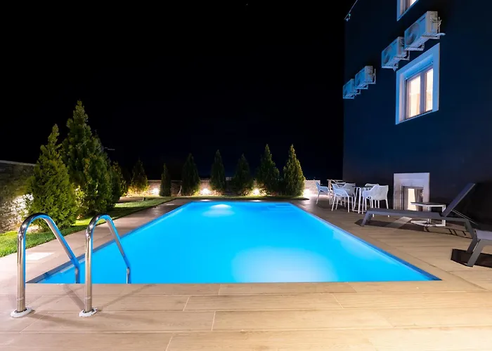 Olynthus Luxury &