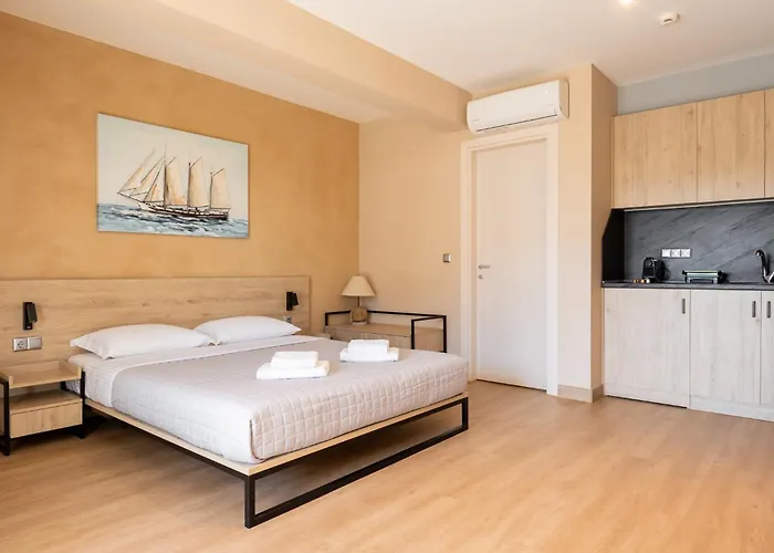 Olynthus Luxury & 3*